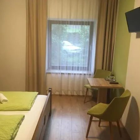 Aineterhof 3*