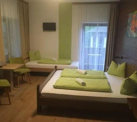 Panzió Aineterhof 3*