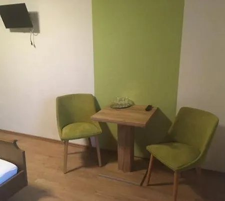 Aineterhof 3*