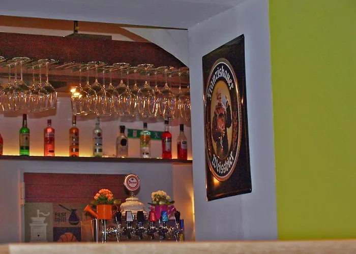 Aineterhof Bed & Breakfast 3*