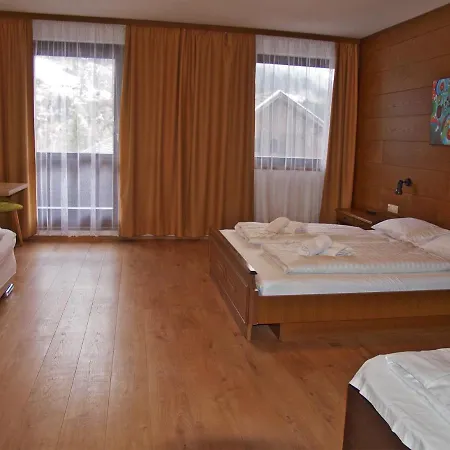 Aineterhof 3*
