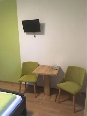 Aineterhof فندق مبيت وإفطار 3*