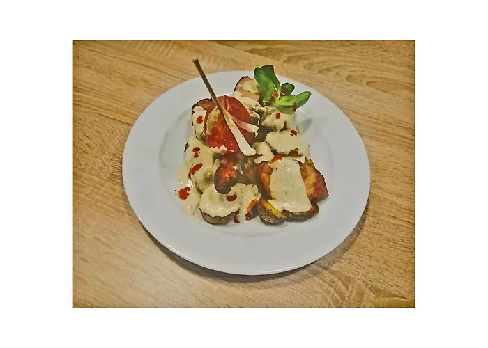 Aineterhof فندق مبيت وإفطار 3*